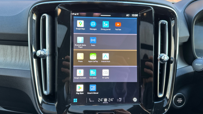 Volvo XC40 2.0 B4P Ultra Dark 5dr Auto Petrol Estate